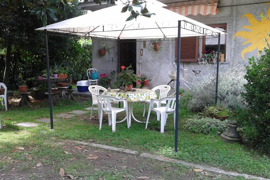 B&B Bosco Fiorito Malgesso Exterior foto